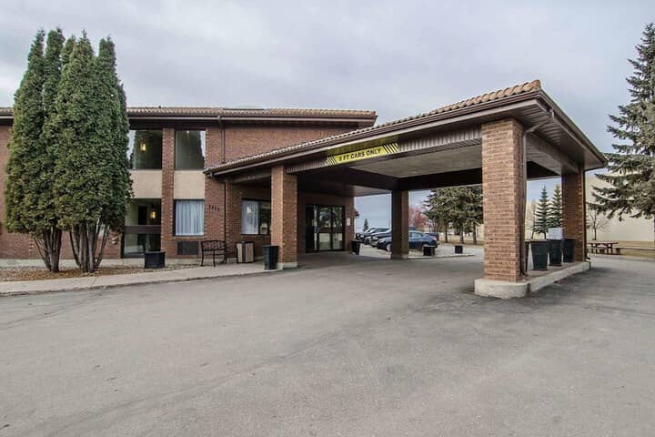 Hotel 26 of 27