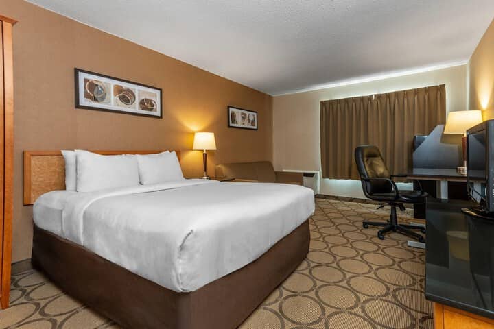 Room 14 of 27